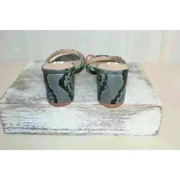 Steve Madden NWOB Faux Leather Preppy Festival Eclectic Women's Sandals Size 7 - Picture 5 of 10